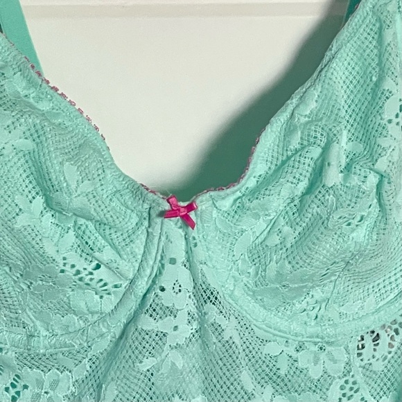 New! Victoria's Secret Waterfall Tease Lace Unlined Demi Bodysuit 47410 - Picture 5 of 14